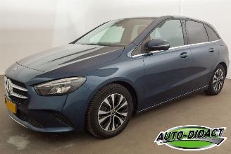 uszkodzony samochody osobowe Mercedes B-klasse 180 Automaat Digi Dash Camera Navi Business Solution Luxury 2020/3