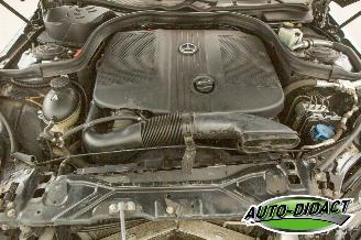 Mercedes E-klasse E200 CDI Automaat Carpas Navi BlueEFFICIENCY picture 32