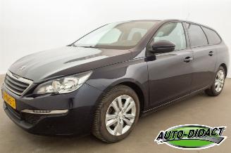 Damaged car Peugeot 308 1.6 BlueHDI Navi Clima Leder Blue Lease Pack 2015/12