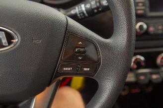Kia Rio 1.2 CVVT Airco Plus Pack Motorschade picture 14