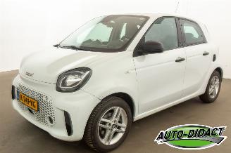 Auto incidentate Smart Forfour EQ 18 kWh Automaat Clima Essential 2021/3