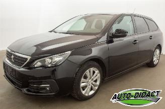 Avarii autoturisme Peugeot 308 1.2 PureTech Navi Pano Blue Lease Executive Id	174281 2018/11