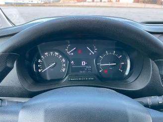 Peugeot Expert Kasten Premium L2 Tempomat / Klima / AHK picture 18