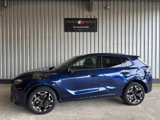 damaged passenger cars Cupra Terramar 1.5 eTSI Hybrid / Head-Up 2025/8