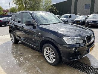 uszkodzony samochody osobowe BMW X3 xDrive20i Executive Automaat 2012/4