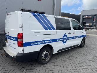 Opel Vivaro 2.0 CDTI L3H1 DC Edition picture 16