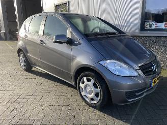 Damaged car Mercedes A-klasse A180 BLUEEFFICIENCY Business Class 2011/3