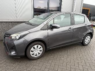 Toyota Yaris 1.0 VVT-i Aspiration picture 23