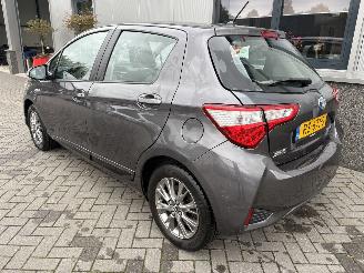 Toyota Yaris 1.5 Hybrid Design picture 2