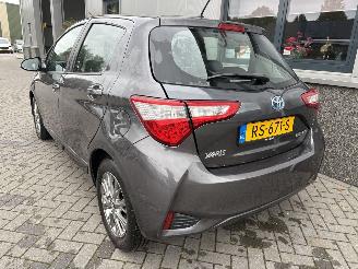 Toyota Yaris 1.5 Hybrid Design picture 14