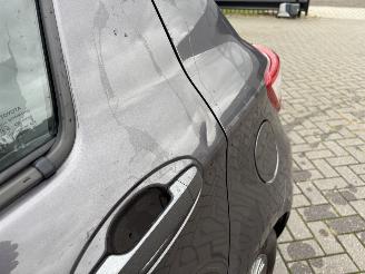 Toyota Yaris 1.5 Hybrid Design picture 7