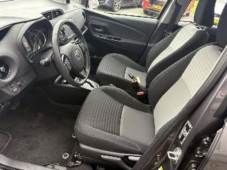 Toyota Yaris 1.5 Hybrid Design picture 25