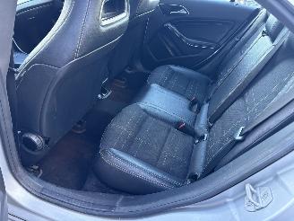 Mercedes Cla-klasse 200 Edition 1 Automaat picture 17