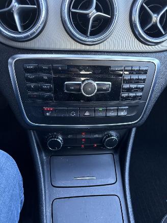 Mercedes Cla-klasse 200 Edition 1 Automaat picture 22