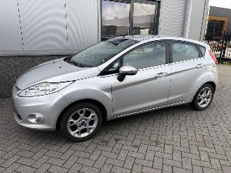 Ford Fiesta 1.25 5drs Titanium picture 7