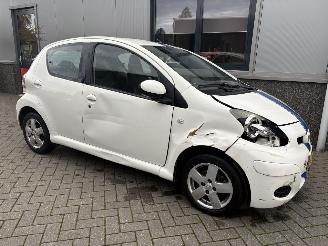 Toyota Aygo 1.0 12V Xcite White picture 18