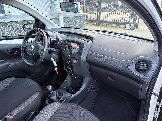 Toyota Aygo 1.0 VVT-i 5drs picture 14