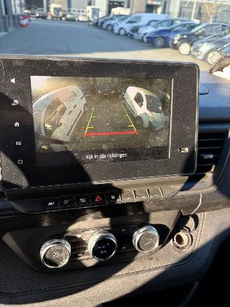 Renault Trafic 2.0 Blue dC1 150 EDC T30 L2H1 Automaat picture 9