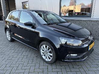 skadebil auto Volkswagen Polo 1.0 55kw 5drs Comfortline 2017/3