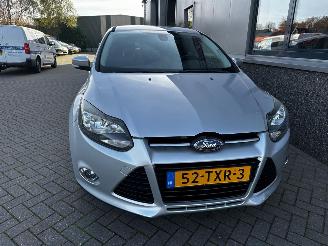 Ford Focus 1.0 Ecoboost Titanium picture 40