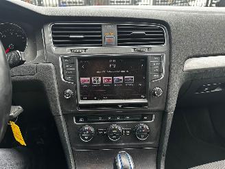 Volkswagen e-Golf E-Golf picture 7