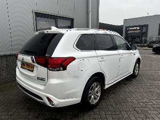 Mitsubishi Outlander 2.0 PHEV Business Edition picture 18