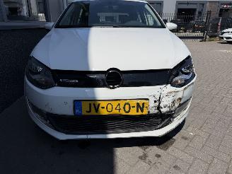 Volkswagen Polo 1.0 BlueMotion Connected Series picture 18