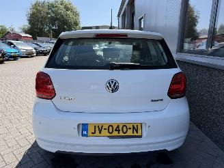 Volkswagen Polo 1.0 BlueMotion Connected Series picture 22