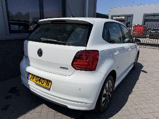 Volkswagen Polo 1.0 BlueMotion Connected Series picture 5