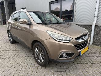 Schadeauto Hyundai Ix35 1.6 GDI i-Vision. J-496-XJ 2015/6