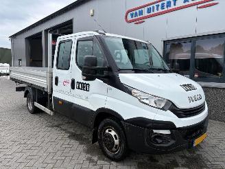 Schade bestelwagen Iveco Daily 35C12D 2.3 375 DC Pick-up Kipper V-278-JK. 2017/9