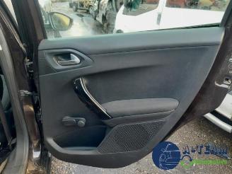 Peugeot 208 208 I (CA/CC/CK/CL), Hatchback, 2012 / 2019 1.0 Vti 12V PureTech picture 27