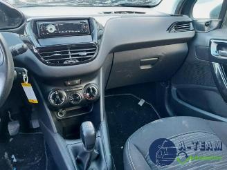 Peugeot 208 208 I (CA/CC/CK/CL), Hatchback, 2012 / 2019 1.0 Vti 12V PureTech picture 20