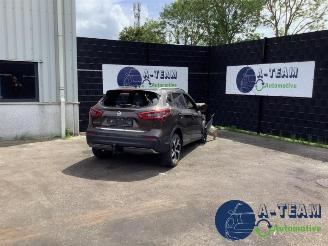 Salvage car Nissan Qashqai Qashqai (J11), SUV, 2013 1.2 DIG-T 16V 2017/12