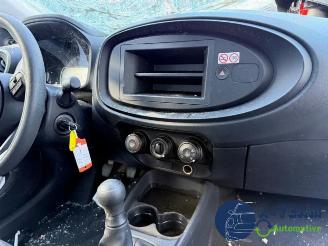 Toyota Aygo Aygo X, Hatchback, 2022 1.0 12V VVT-i picture 16