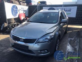 disassembly passenger cars Kia Cee d Cee'd Sportswagon (JDC5), Combi, 2012 / 2018 1.4i CVVT 16V 2012/2