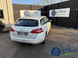 Sloopauto Peugeot 308 308 SW (L4/L9/LC/LJ/LR), Combi 5-drs, 2014 / 2021 1.2 12V e-THP PureTech 130 2017/11