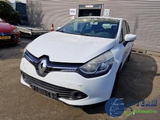 Vrakbiler auto Renault Clio Clio IV (5R), Hatchback 5-drs, 2012 / 2021 0.9 Energy TCE 90 12V 2013/7