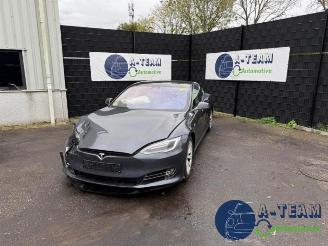 Auto da rottamare Tesla Model S Model S, Liftback, 2012 75 2017/11