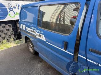 Toyota Hi-Ace  picture 24