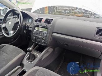 Volkswagen Jetta Jetta III (1K2), Sedan, 2005 / 2010 1.4 TSI 160 16V picture 21