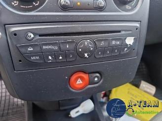 Renault Clio Clio III (BR/CR), Hatchback, 2005 / 2014 1.2 16V 75 picture 31