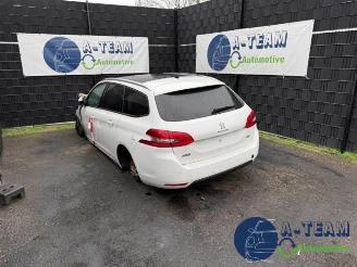 Salvage car Peugeot 308 308 SW (L4/L9/LC/LJ/LR), Combi 5-drs, 2014 / 2021 1.2 12V e-THP PureTech 110 2017/7