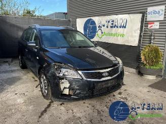 Uttjänta bilar auto Kia Cee d Cee'd Sporty Wagon (EDF), Combi, 2007 / 2012 1.4 16V 2010/1