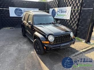 Salvage car Jeep Cherokee/Liberty Cherokee/Liberty (KJ), Terreinwagen, 2001 / 2008 2.8 CRD 16V 2005/3