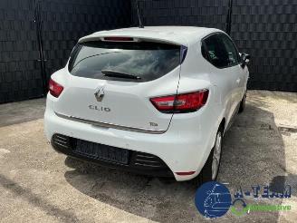 demontáž osobní automobily Renault Clio Clio IV (5R), Hatchback 5-drs, 2012 / 2021 0.9 Energy TCE 90 12V 2017/1