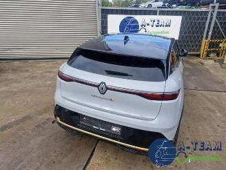 Uttjänta bilar auto Renault Mégane E-Tech Megane E-Tech (RCB), SUV, 2021 60 kWh 2022/7