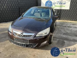  Opel Astra Astra J (PC6/PD6/PE6/PF6), Hatchback 5-drs, 2009 / 2015 1.4 16V ecoFLEX 2011/10