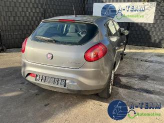 Coche siniestrado Fiat Bravo Bravo (198A), Hatchback, 2006 / 2014 1.4 MultiAir 16V 2011/6