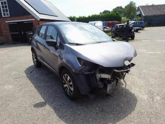 Coche siniestrado Renault Captur Captur (2R), SUV, 2013 0.9 Energy TCE 12V 2017/10